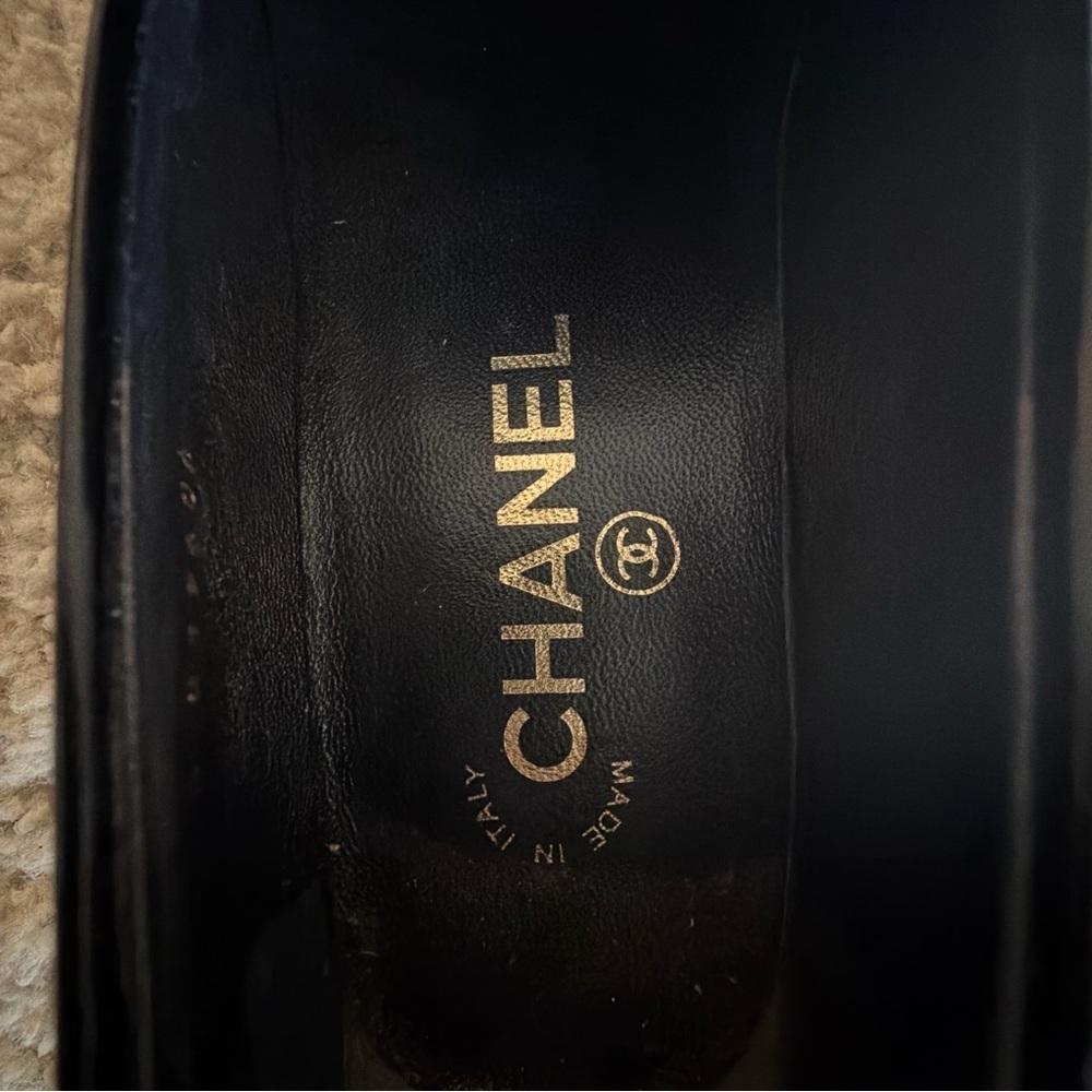 CHANEL black loafers - Picture 8 of 10